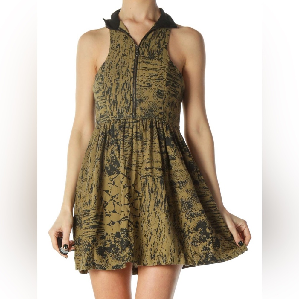 Sparkle and Fade Collared Green Dress